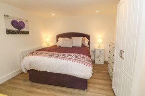 1 chambre, décoration personnalisée, ameublement personnalisé