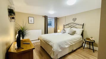 3 habitaciones, decoración personalizada y muebles diferentes