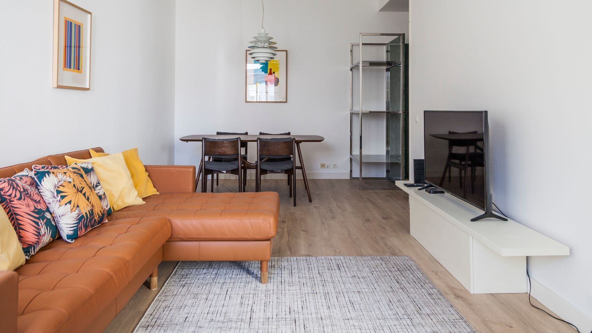 Classy 2BDR Apartment in Downtown by LovelyStay