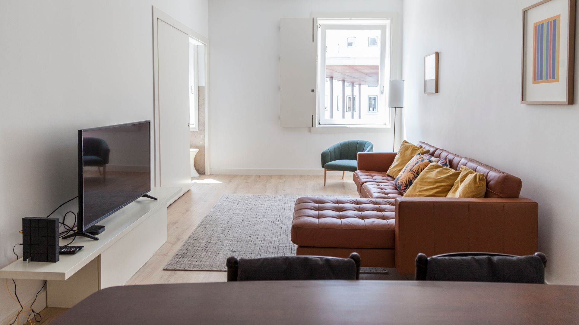 Classy 2BDR Apartment in Downtown by LovelyStay