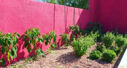 Magnificent villa with view, heated pool