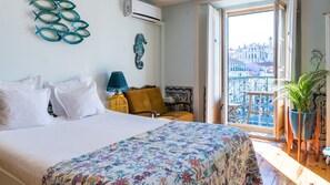 Bügeleisen/Bügelbrett, kostenloses WLAN, Bettwäsche