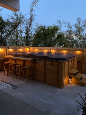 Outdoor spa tub - Family Fun only steps away from Saint Joe Beach! Gulf Views!! Swim Spa 15ftx7ft! (Port St. Joe)