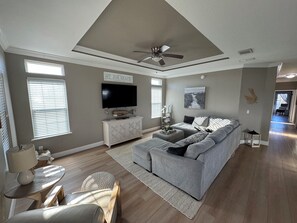 Smart TV - Family Fun only steps away from Saint Joe Beach! Gulf Views!! Swim Spa 15ftx7ft! (Port St. Joe)
