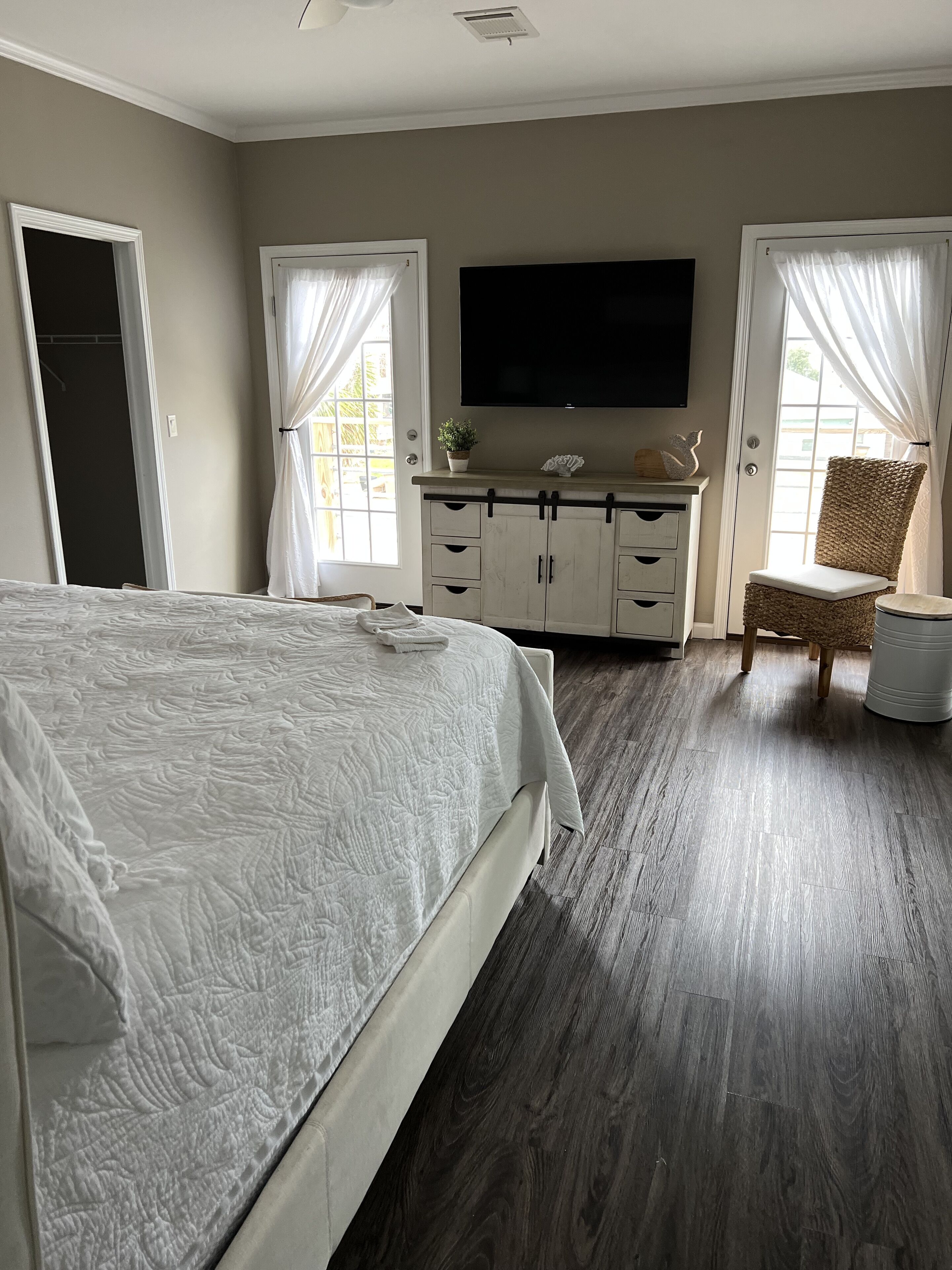 Family Fun only steps away from Saint Joe Beach! Gulf Views!! Swim Spa 15ftx7ft!