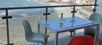Penthouse apartment with stunning sea view Westward Ho!
