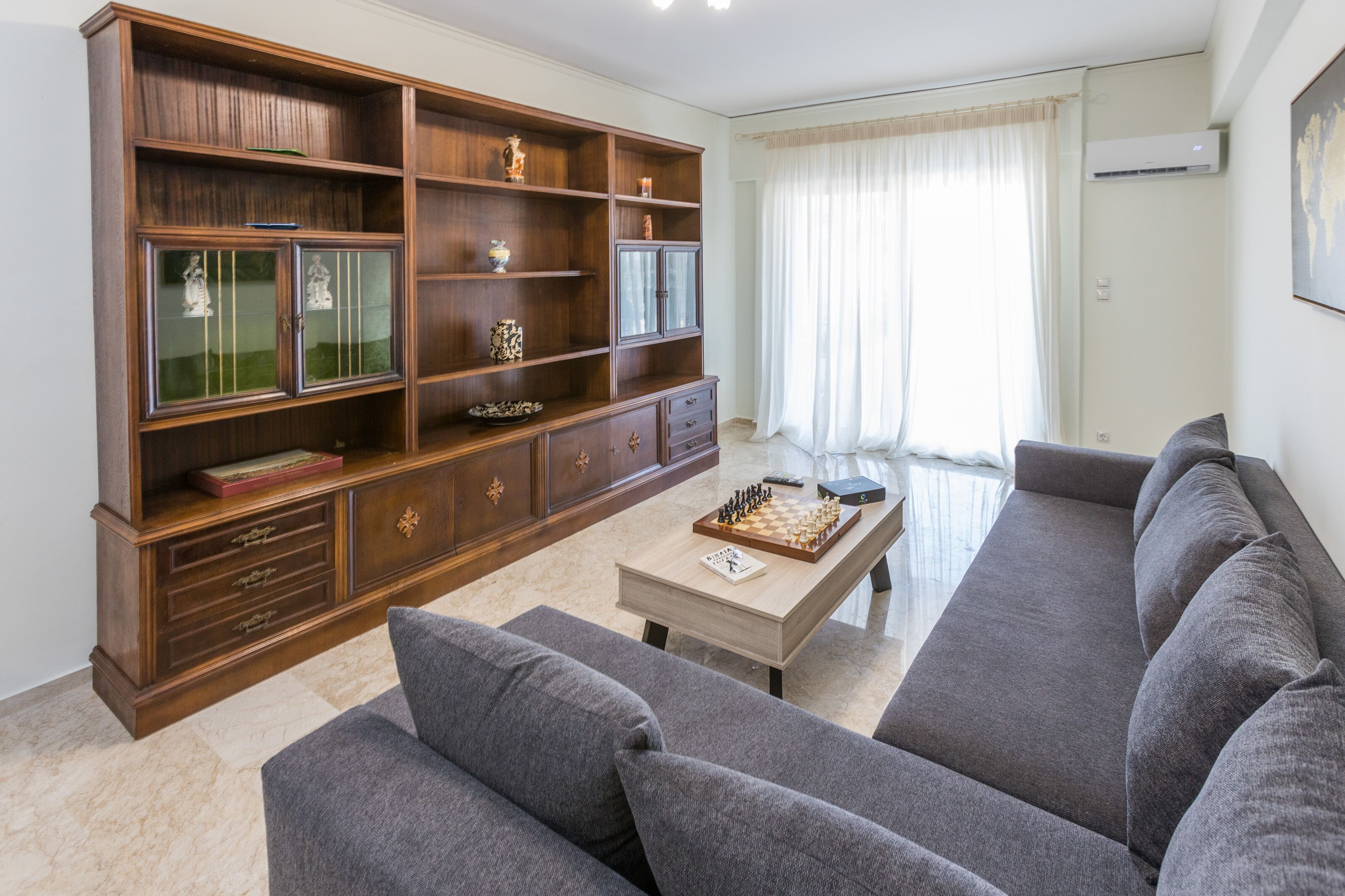 Varkiza Blue - 2bd apartment next to the beach