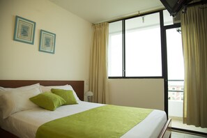 Soundproofing, bed sheets - Hotel RC Tonsupa (Tonsupa)