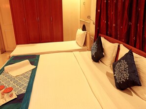 Room - OYO 4402 Rossa Hospitality (Bidhannagar)