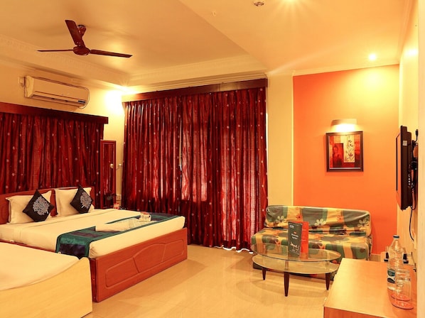 Room - OYO 4402 Rossa Hospitality (Bidhannagar)