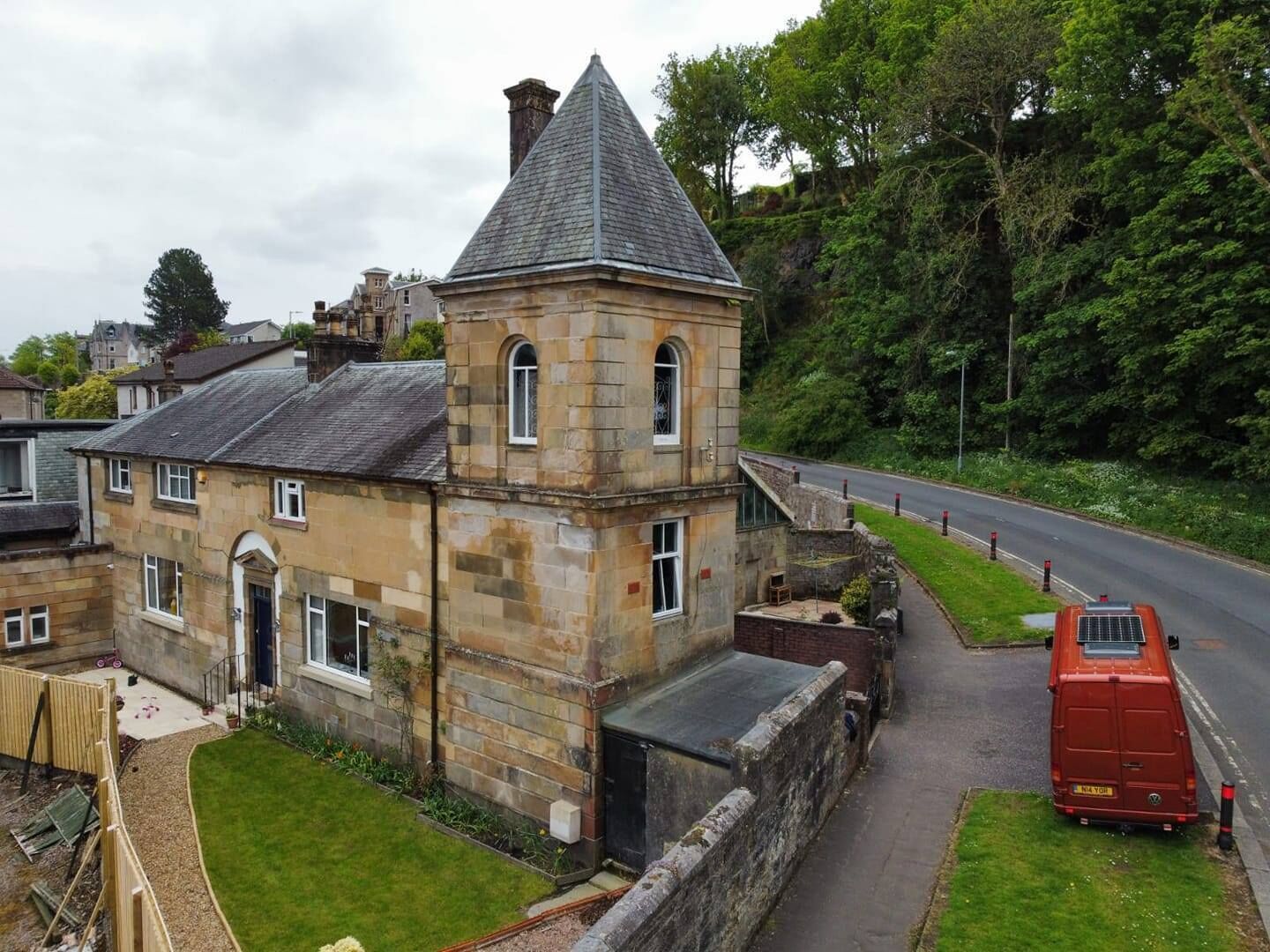 Romantic Grade C Listed Tower, Sea Views, Stunning Bathroom