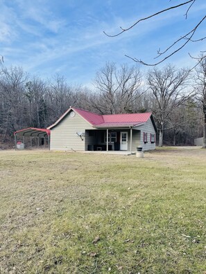 Exterior - Guest House at CM Cattleco (Edgar Springs)