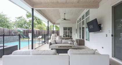 Modern Retreat near Gathering Place