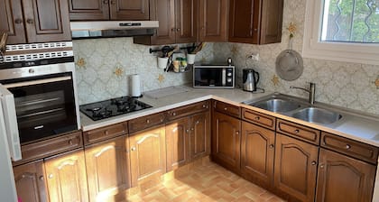 Holiday home - 1-6 person(s) - quiet location - large fenced property