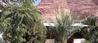 wadirum hostel