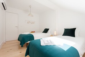 Room - Santa Justa Apartments, Downtown Center (Lisbon)