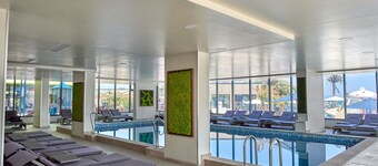 SENATOR 1 ALEZZI BEACH