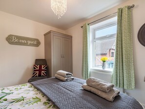 2 chambres, Wi-Fi gratuit, draps fournis
