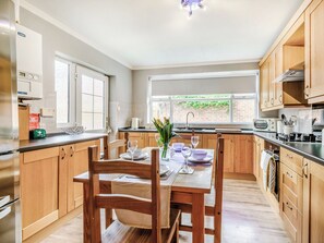 Private kitchen - 2 bedroom accommodation in Bridlington (Bridlington)