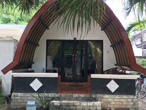 Exterior - Warna Beach Hotel (Gili Trawangan)