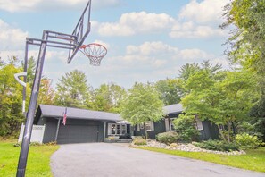 Sport court