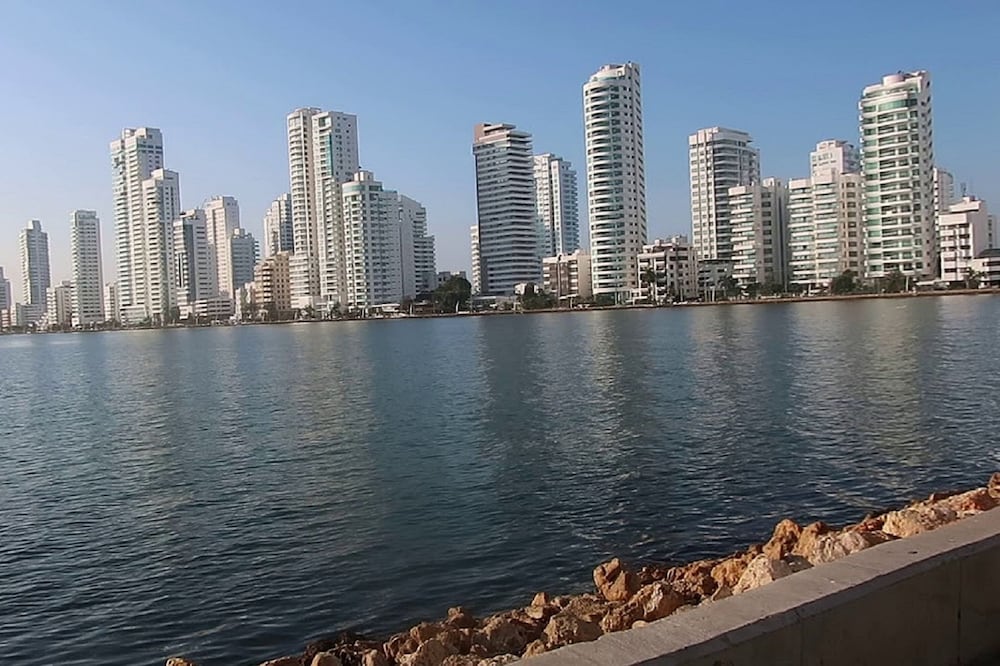 ESTUDIO EN CARTAGENA CERCA AL MAR 205