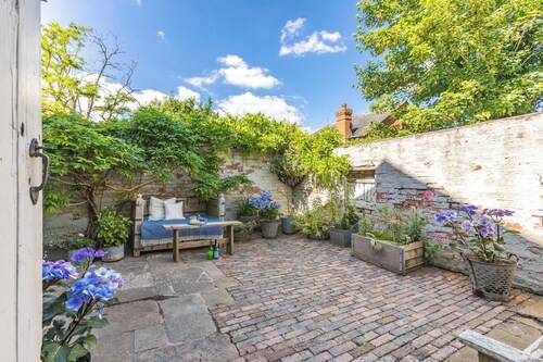 2 bedroom accommodation in Tenbury Wells