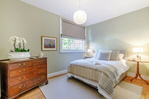 2 bedrooms, free WiFi, bed sheets - 2 bedroom accommodation in Tenbury Wells (Tenbury Wells)