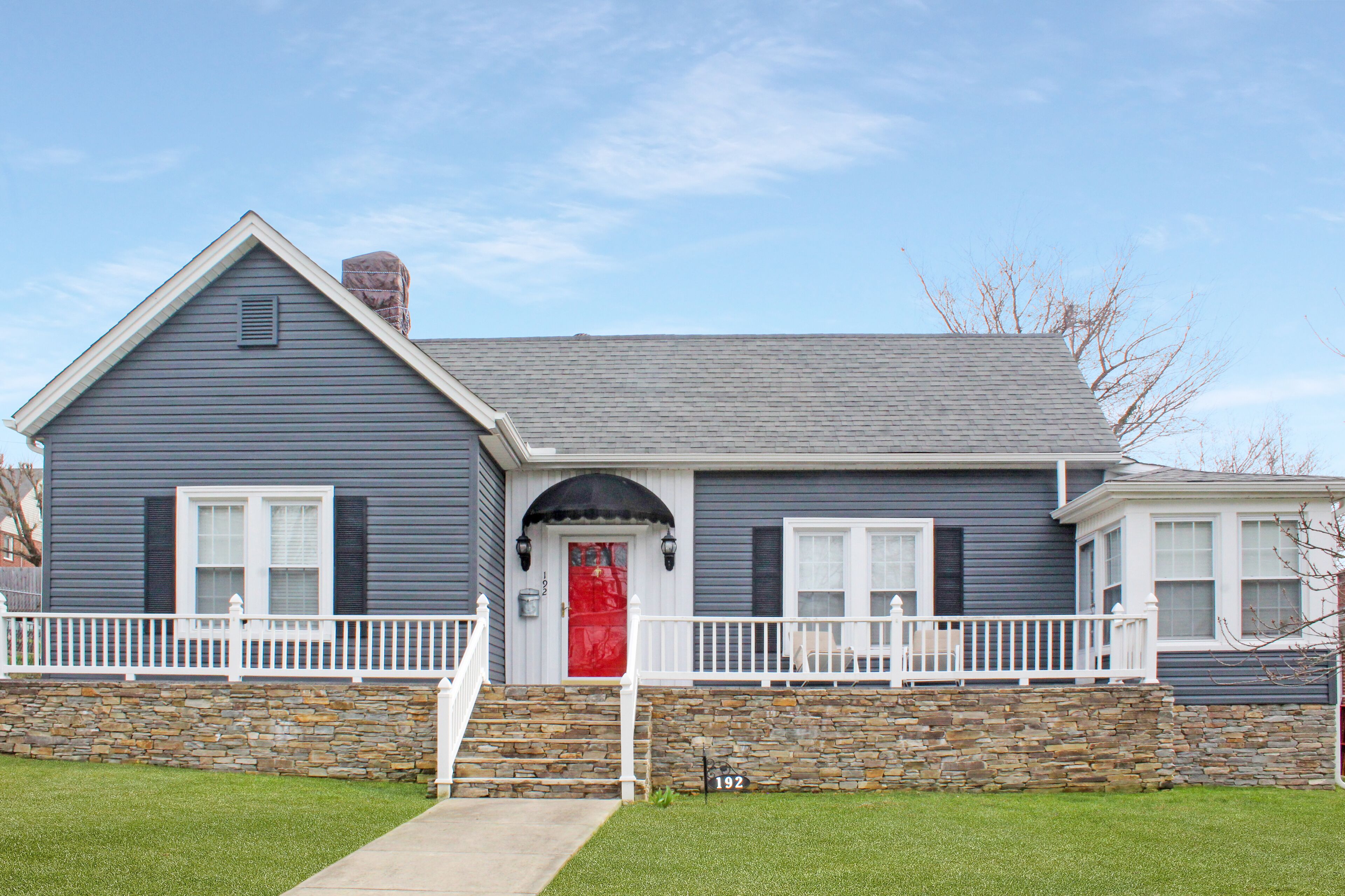 Beautiful 2bd/2ba house in Downtown Marion minutes to Blueridge Pkwy/Lake James