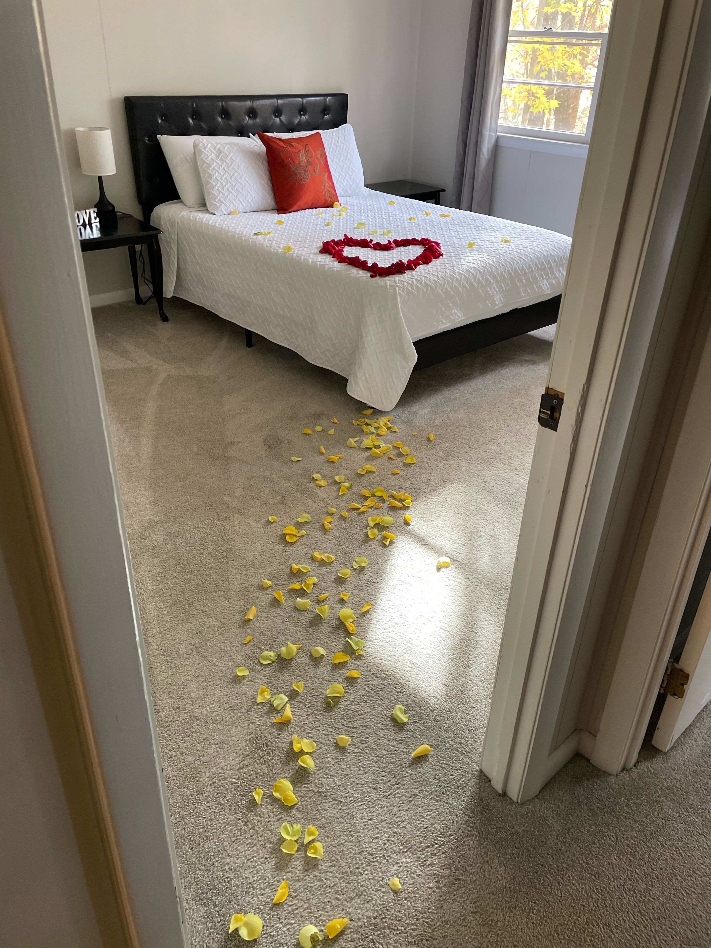 🏚️ Mayberry's Serenity Villa, Yadkin Valley, Pilot MT,WiFi,Firepit,ifit bike