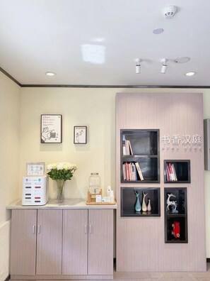 View from property - Hanting Hotel (shanghai Chuansha Xinyuan Road Pede (Shanghai)