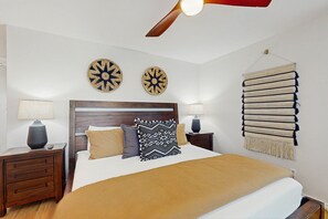 3 bedrooms, iron/ironing board, Internet, bed sheets