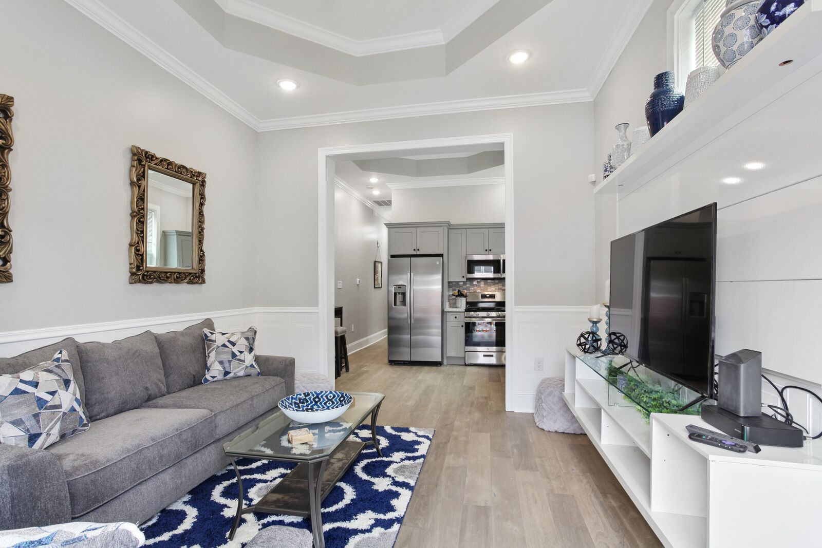 NOLA Mid-City Trolly Stop,Hop on Hop off Streetcar