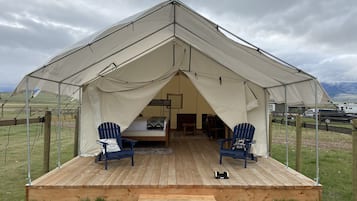 Deluxe Tent | Egyptian cotton sheets, premium bedding, down comforters, pillowtop beds