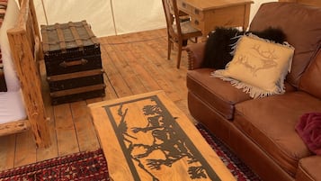 Tenda Premier, 1 kamar tidur, Bebas Asap Rokok, pemandangan gunung | 1 kamar tidur, seprai katun Mesir, dan seprai premium