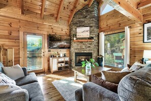 Smart-TV, Kamin, Tischfußball