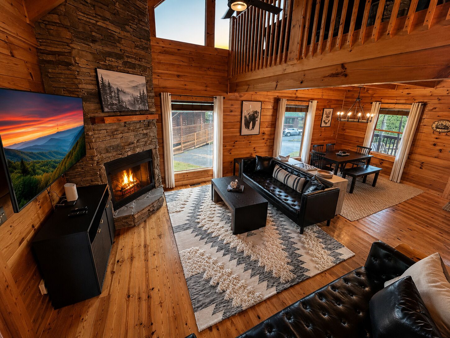 Groot's Place - 5min From Parkway - Massage Chair/pool Table/foosball - Pigeon Forge, TN