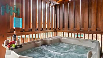 Tina de hidromasaje interior