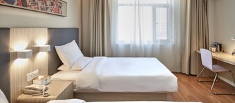 Hanting Hotel(train Station Xinhualian Plaza