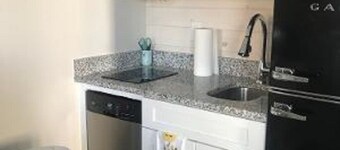 Coastal Cottage in the heart of Kennebunk, ME
