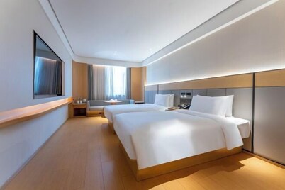 Ji Hotel