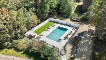 Ulkouima-allas, lämmitetty uima-allas