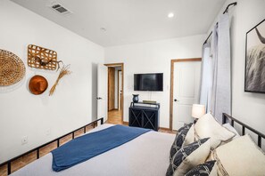 2 間睡房、熨斗/熨衫板、Wi-Fi、床單