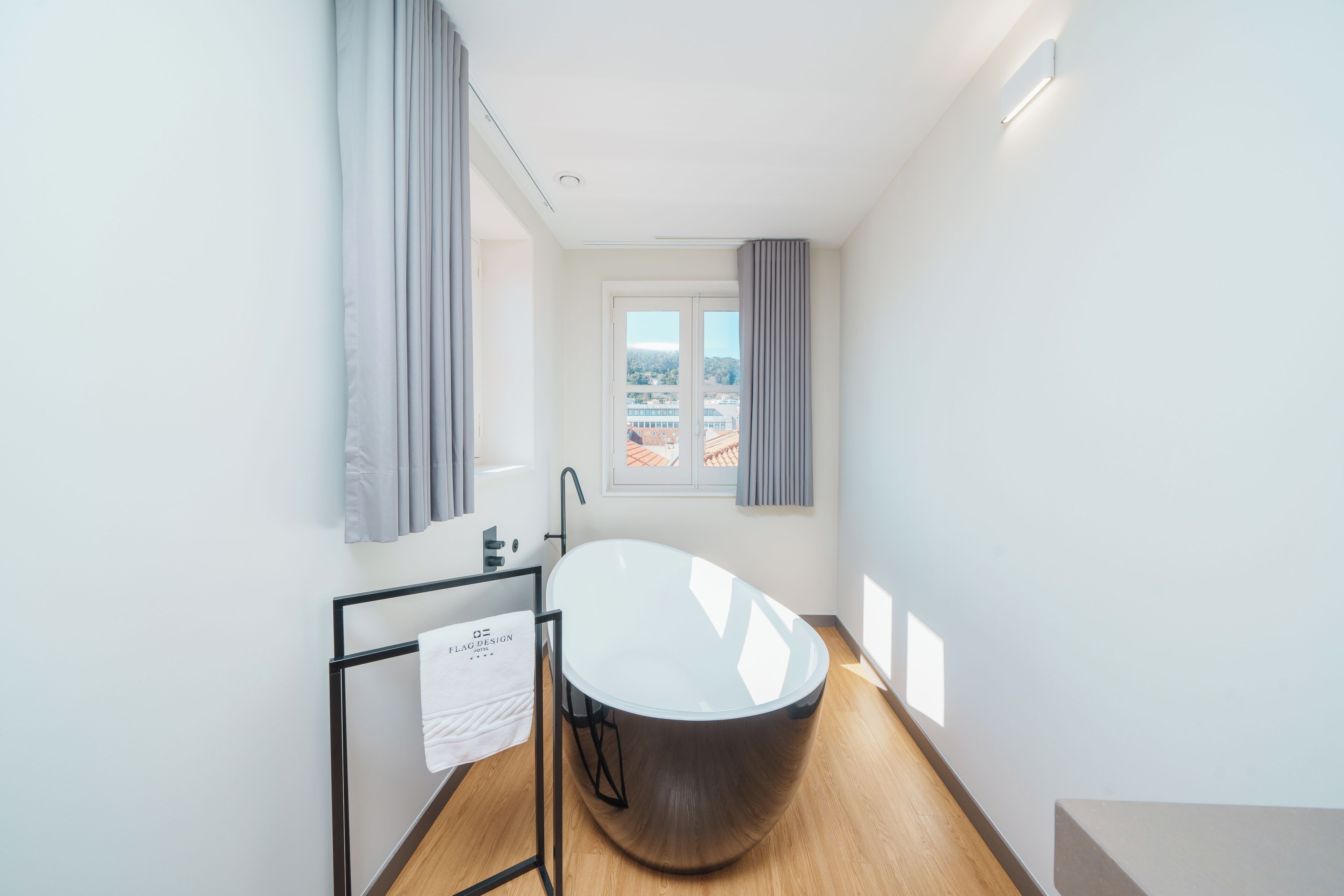 quarto deluxe com banheira | 1 bedroom, desk, laptop workspace, free wifi