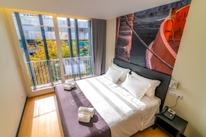 Desk, laptop workspace, free WiFi - Flag Design Hotel (Viana do Castelo)