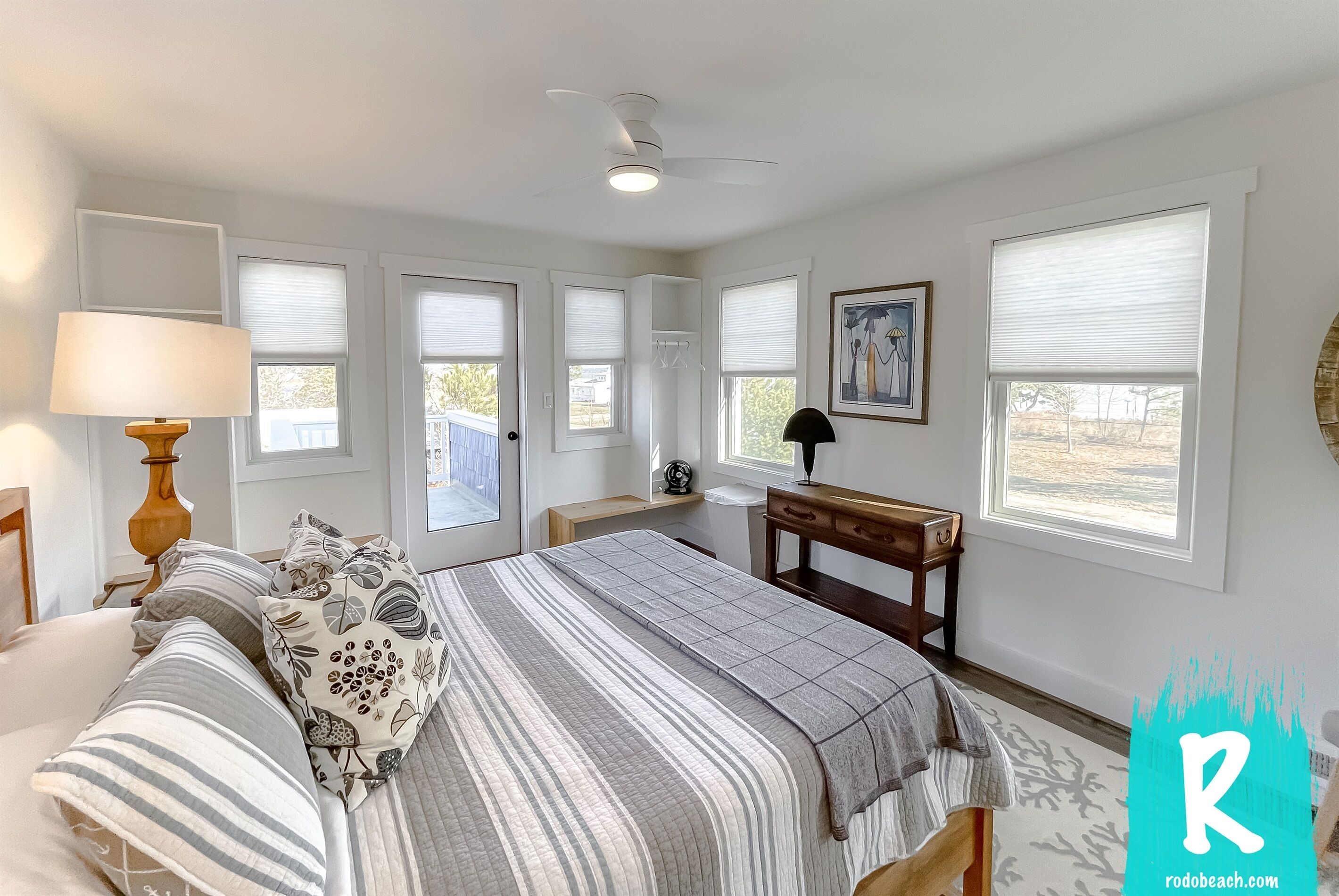 Rodo Beach Cottage - Dog Friendly Private Beach with Pier - Tesla Charger