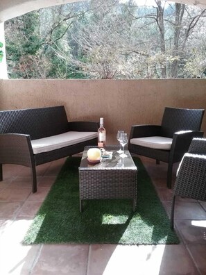 View from room - Human Hotel Résidence  (Villecroze)