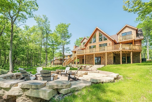 A Lil Slice of Heaven by Taylor Made Deep Creek