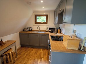 Dishwasher, cookware/dishes/utensils