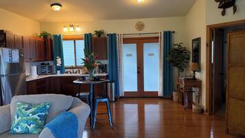 智能電視、書籍、音響